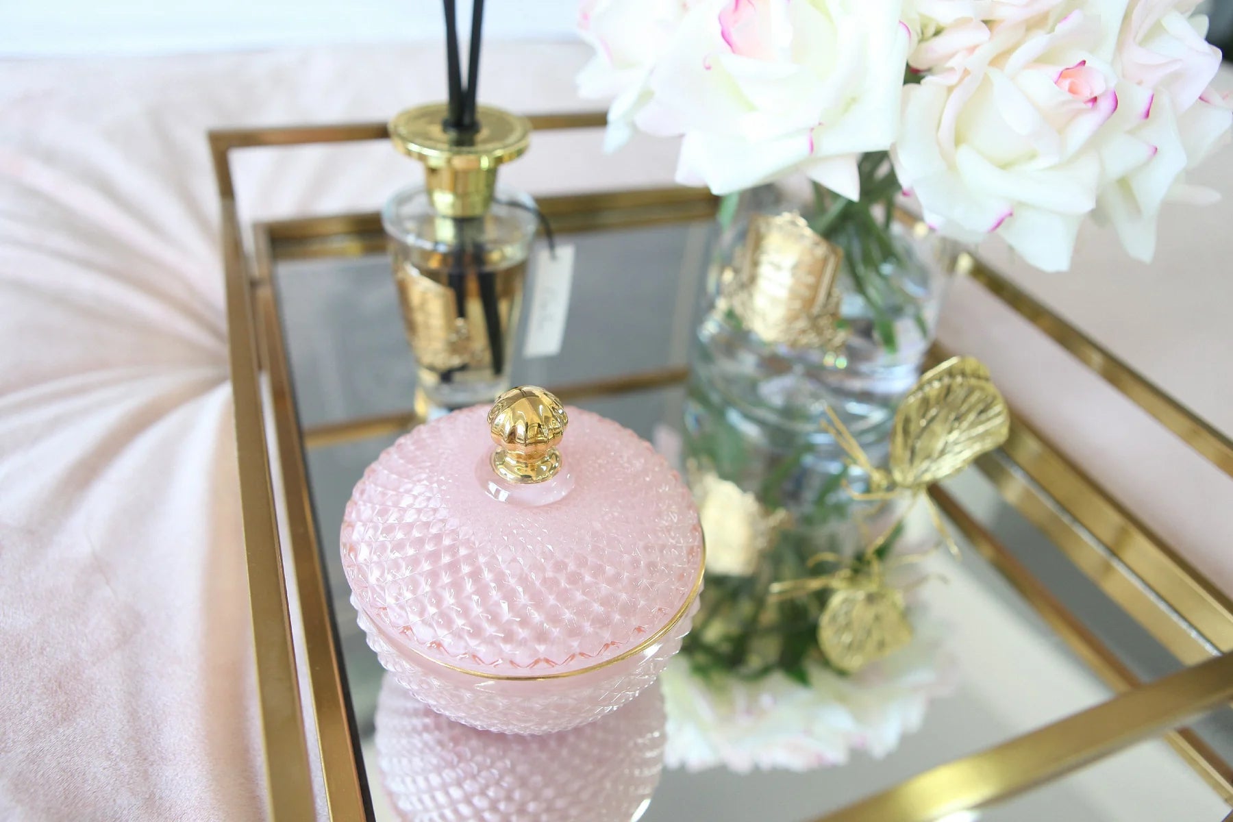 Round Art Deco Candle - Pink & Gold - Pink Champagne 300g